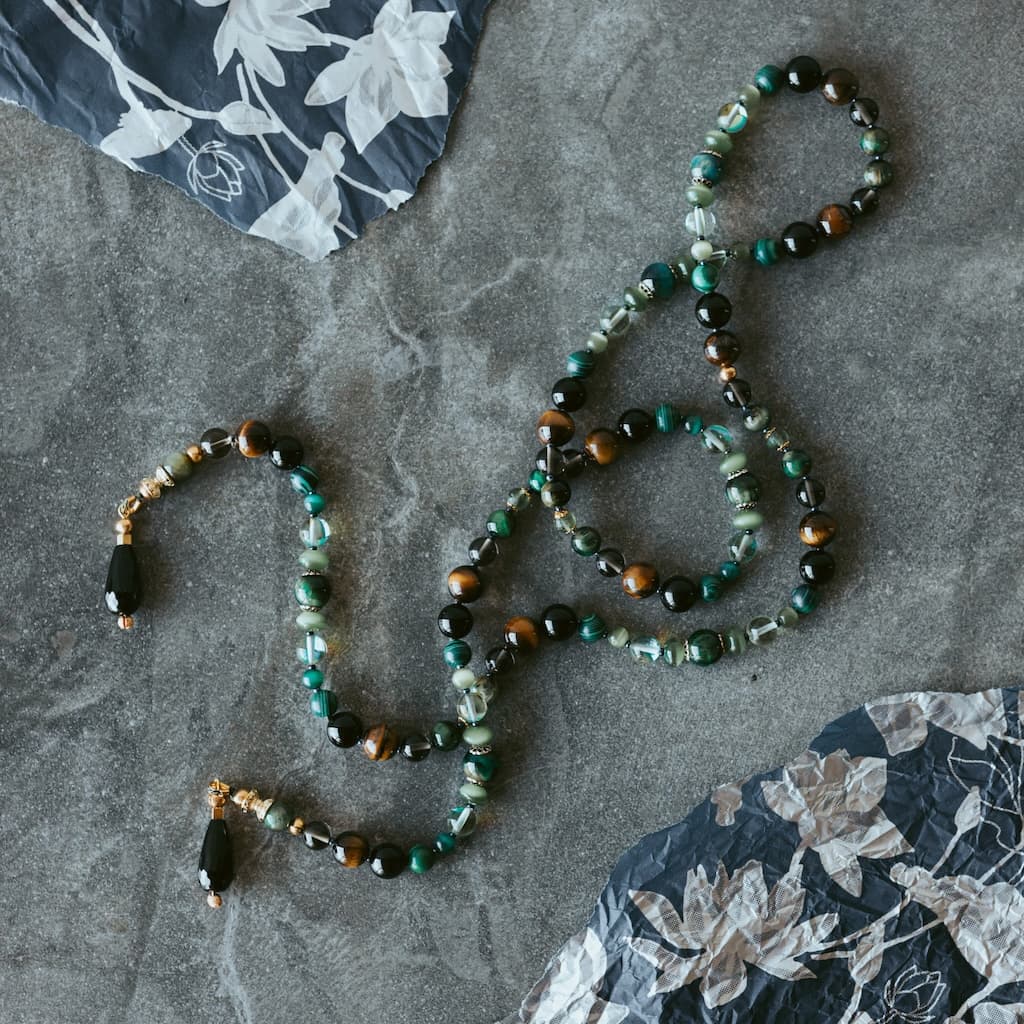 Tiger eye and malachite gemstone mala